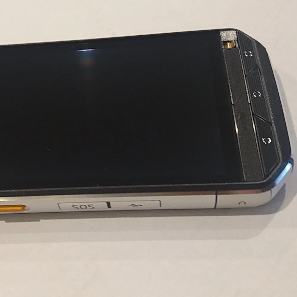 CAT S60 32GB Waterproof Rugged Smartphone with Integrated FLIR Camera